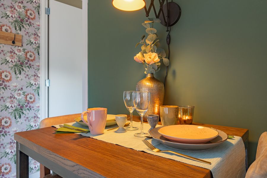 Romantisch ontbijt bij Bed & Breakfast de Groene Poort